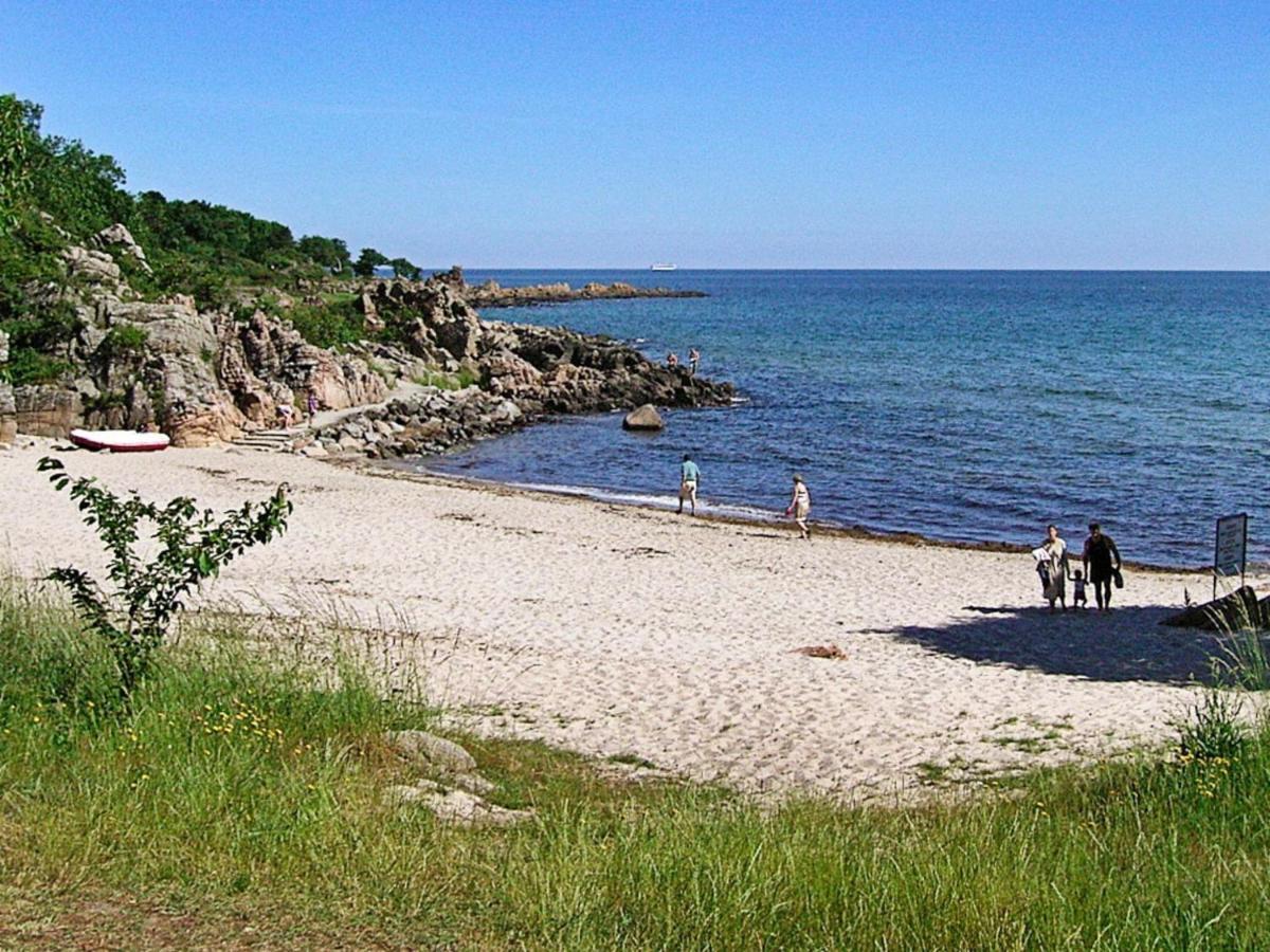 4 Person Holiday Home In Gudhjem Buitenkant foto
